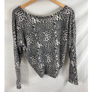NWT Poof New York Animal Print Twist Back Soft Top L